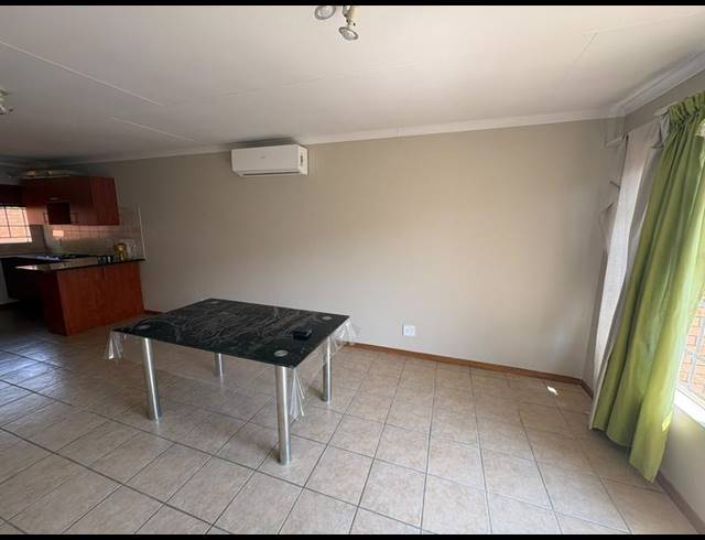 2 BEDROOM PROPERTY TO RENT IN ROOIHUISKRAAL